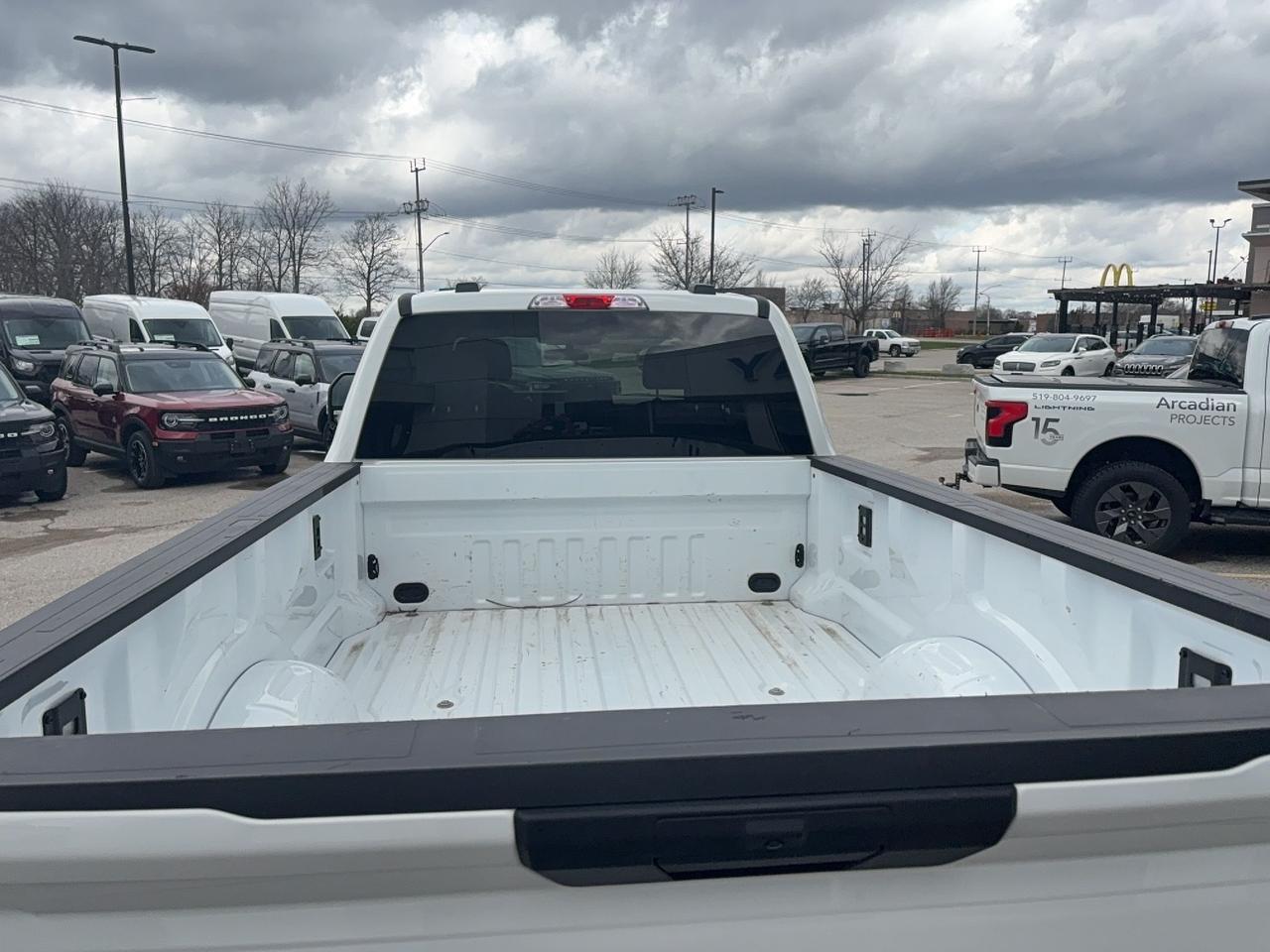 2024 Ford F-250 XLT, CREW CAB, 176"WB, 7.3L GAS ENGINE! Photo