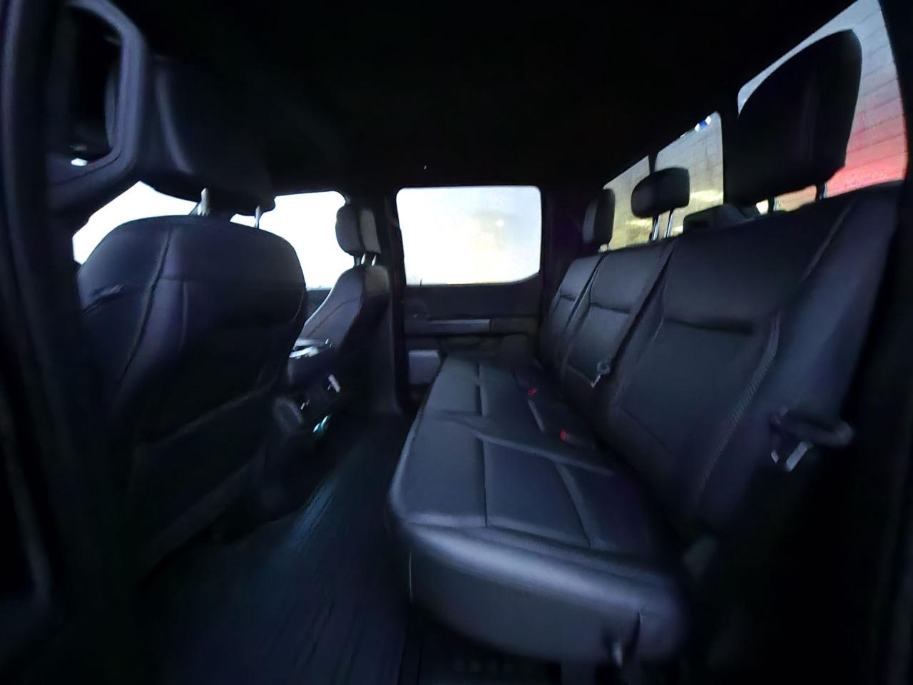 2024 Ford F-150 303A! LEATHER, BLACK PACKAGE! 20" RIMS! Photo