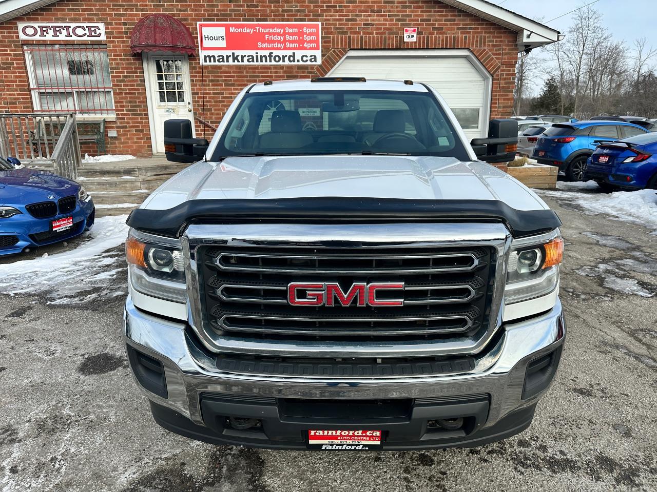 2018 GMC Sierra 2500 4X4 RegCab 133.6" 6.0L V8 Cloth FM RearCam CarPlay Photo