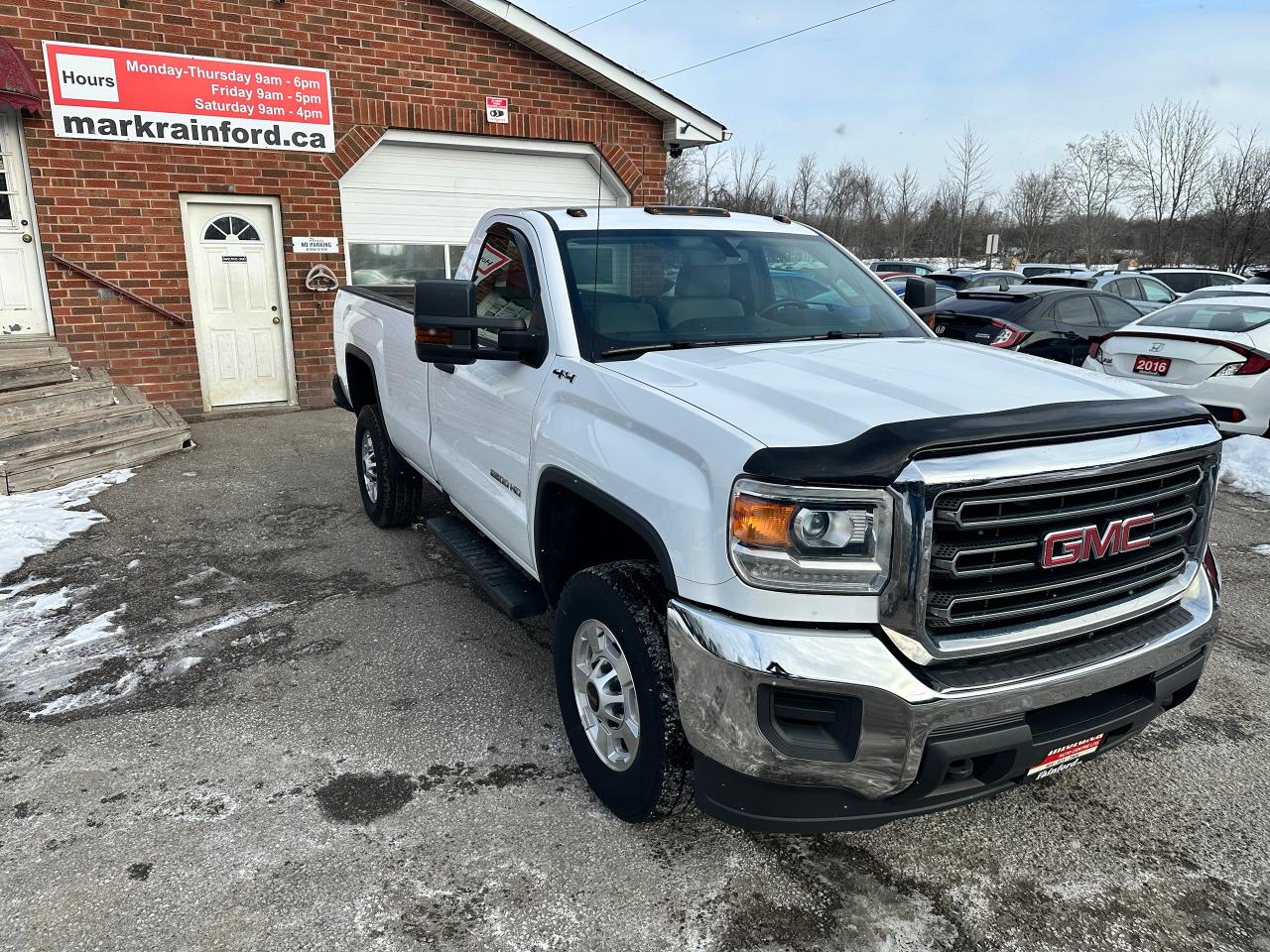 2018 GMC Sierra 2500 4X4 RegCab 133.6" 6.0L V8 Cloth FM RearCam CarPlay Photo