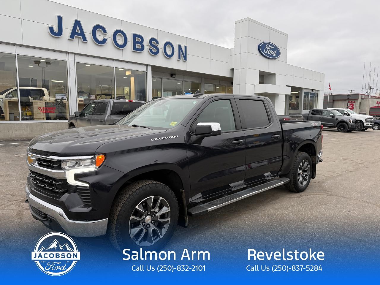 2023 Chevrolet Silverado 1500 LT Photo0