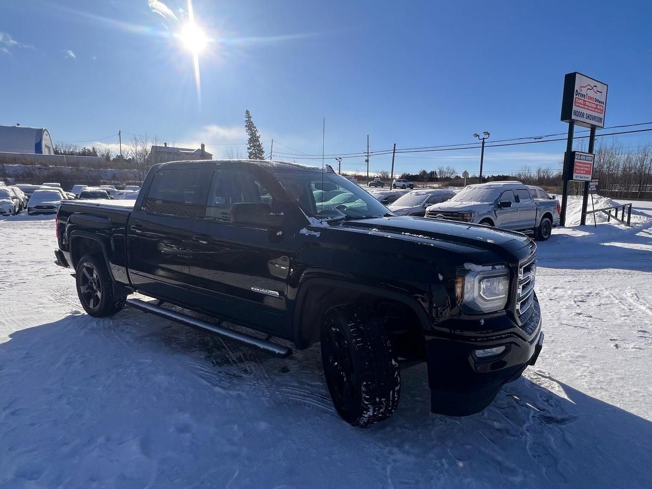 2017 GMC Sierra 1500 SLE Photo