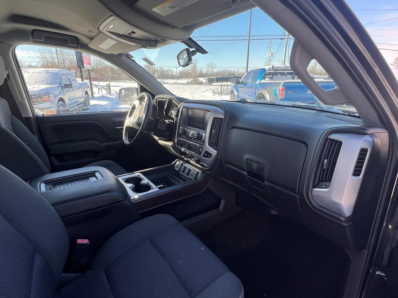 2017 GMC Sierra 1500 SLE Photo