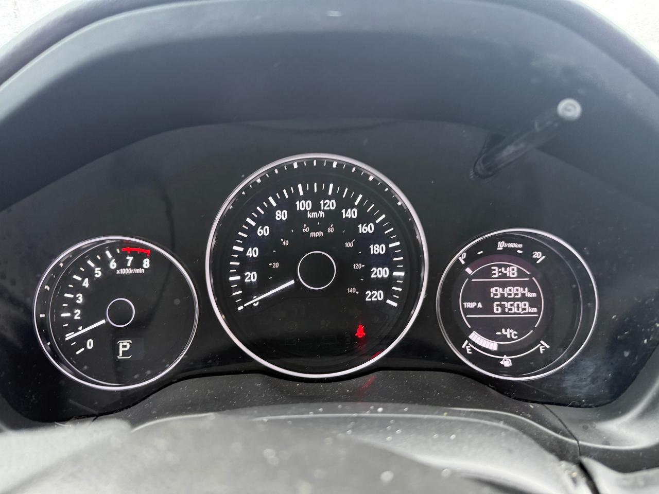 2018 Honda HR-V EX / SUNROOF / ONE OWNER / NO ACCIDENTS / AS-IS Photo