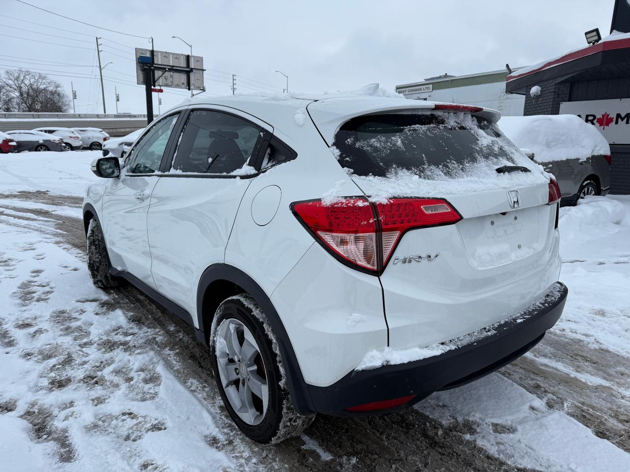 2018 Honda HR-V EX / SUNROOF / ONE OWNER / NO ACCIDENTS / AS-IS Photo2