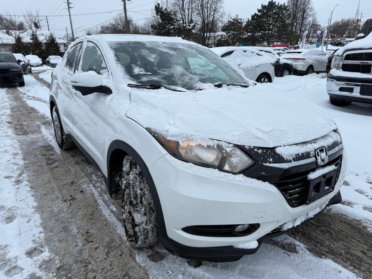 2018 Honda HR-V EX / SUNROOF / ONE OWNER / NO ACCIDENTS / AS-IS Photo4