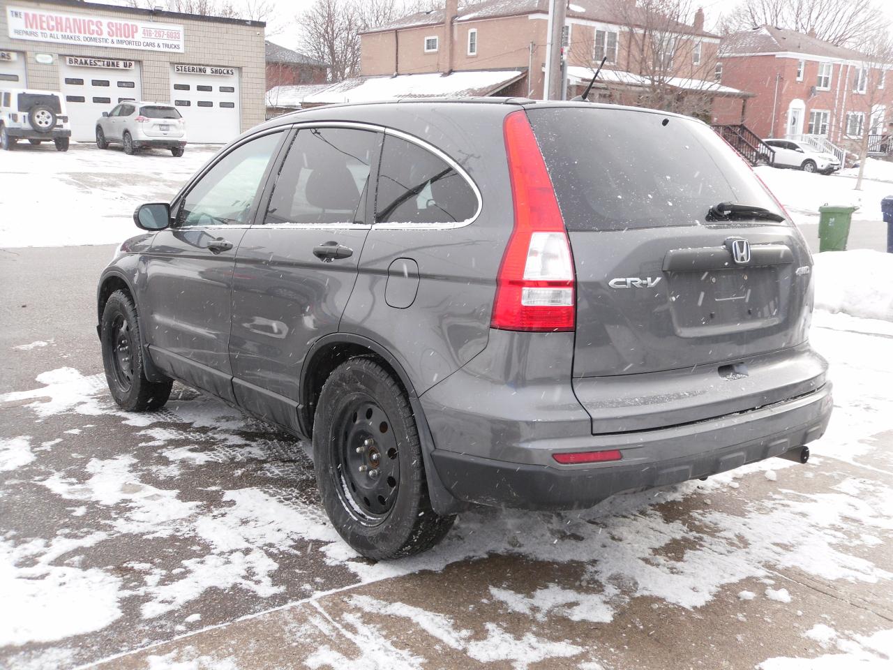 2011 Honda CR-V 4WD 5DR LX Photo