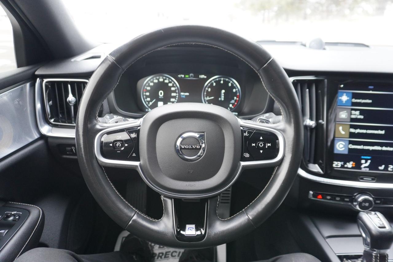 2019 Volvo V60 R-DESIGN / T6 AWD / NO ACCIDENTS / IMMACULATE CAR Photo