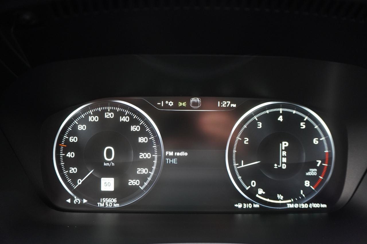 2019 Volvo V60 R-DESIGN / T6 AWD / NO ACCIDENTS / IMMACULATE CAR Photo