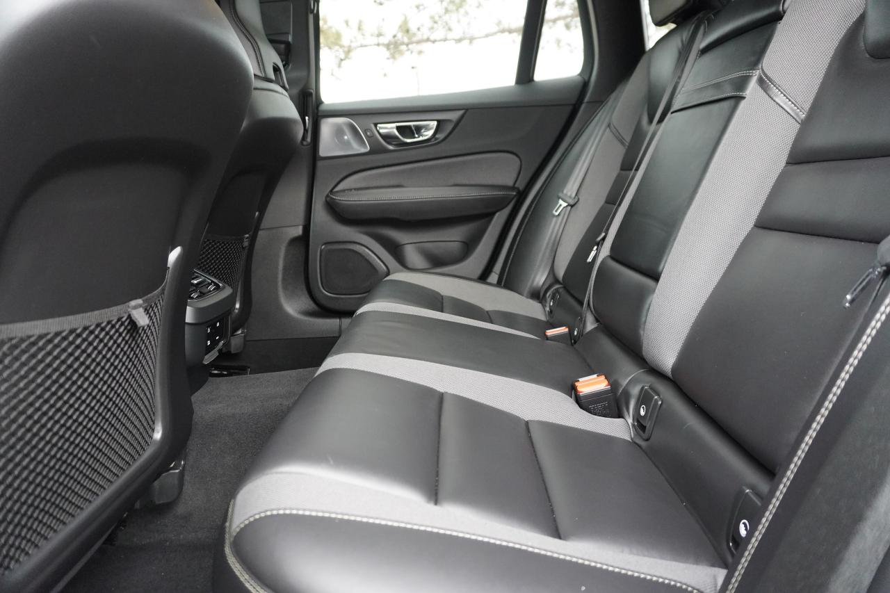 2019 Volvo V60 R-DESIGN / T6 AWD / NO ACCIDENTS / IMMACULATE CAR Photo