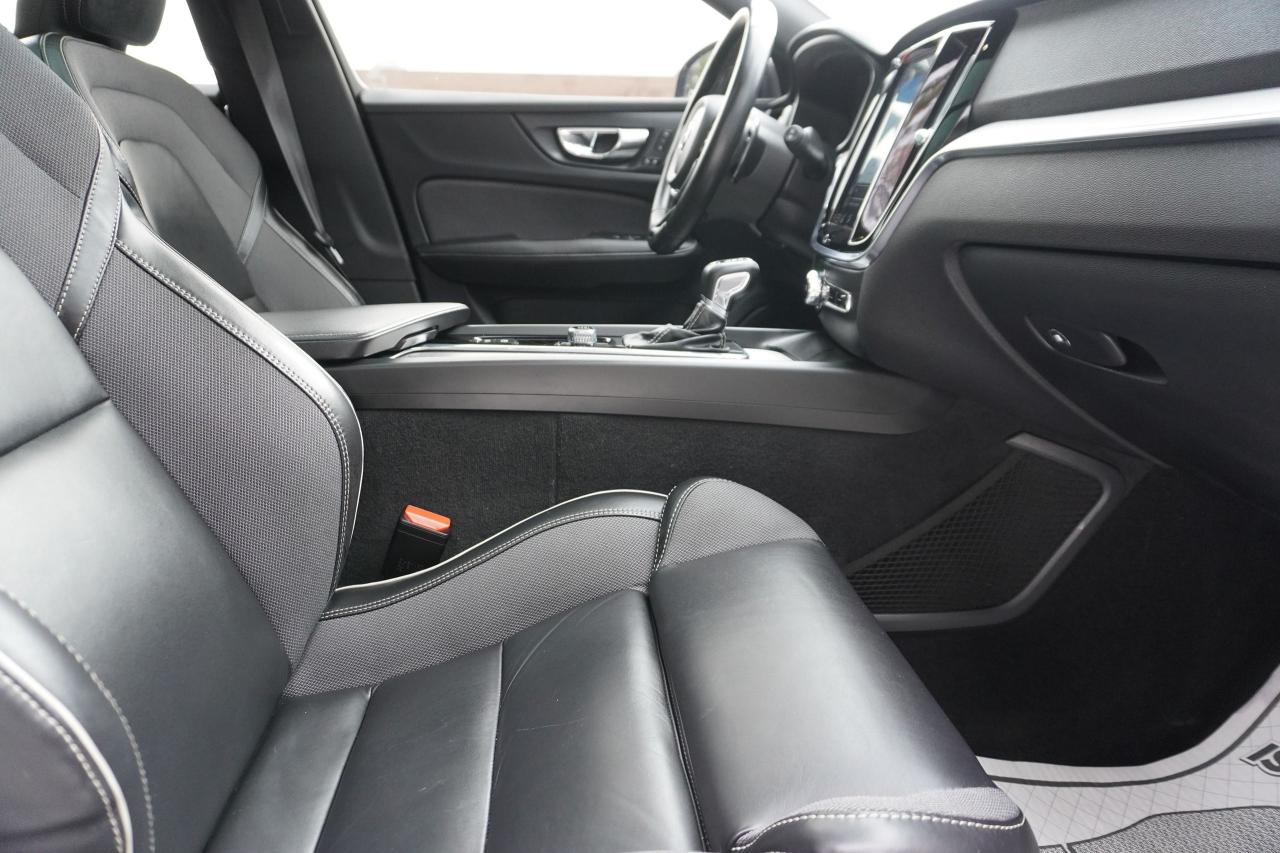 2019 Volvo V60 R-DESIGN / T6 AWD / NO ACCIDENTS / IMMACULATE CAR Photo