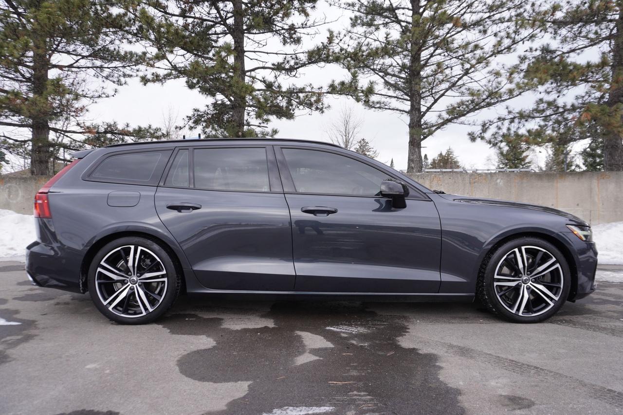 2019 Volvo V60 R-DESIGN / T6 AWD / NO ACCIDENTS / IMMACULATE CAR Photo4