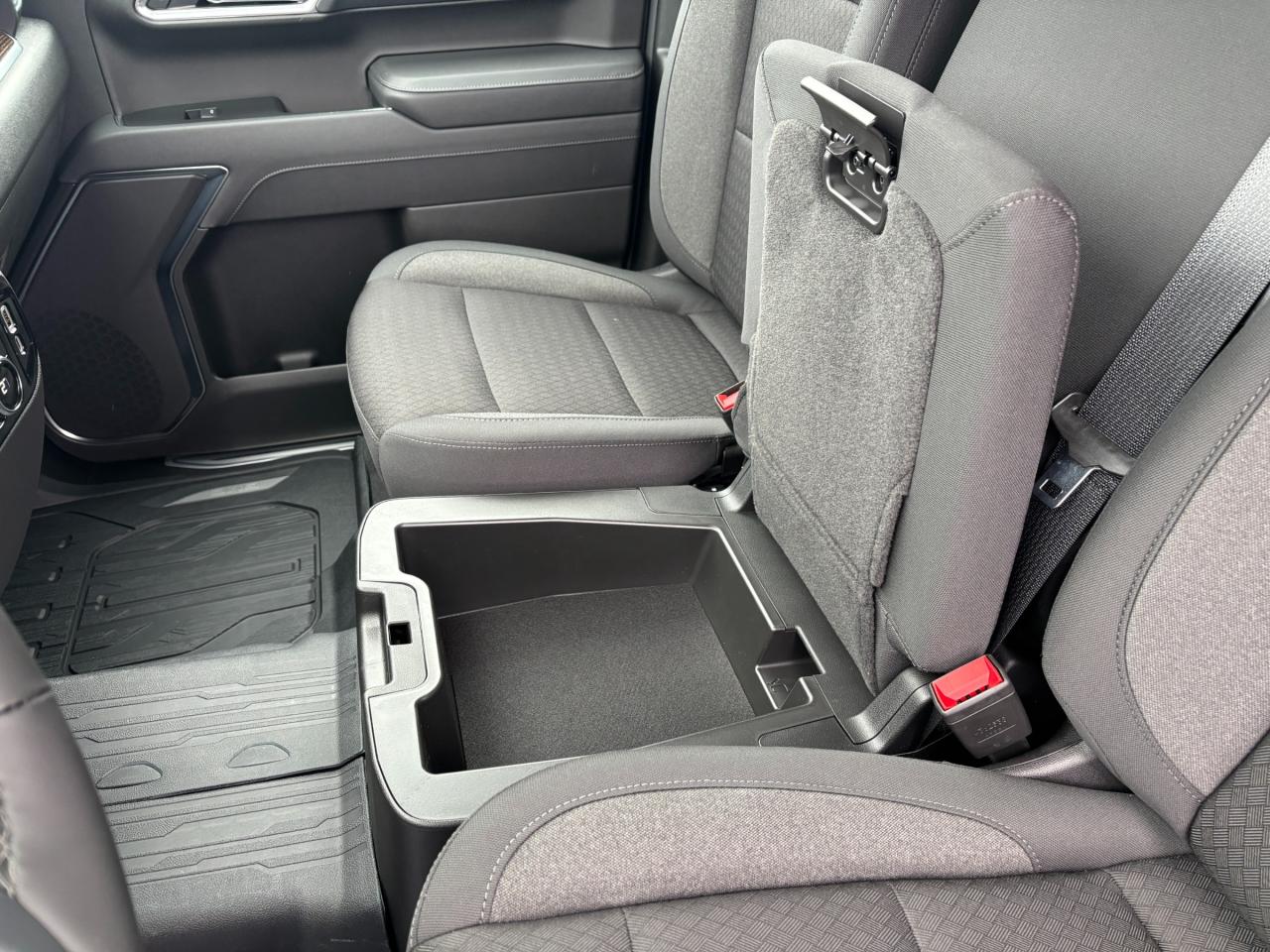 2026 GMC Sierra 1500 2026 GMC Sierra Elevation Crew Cab 4WD Photo