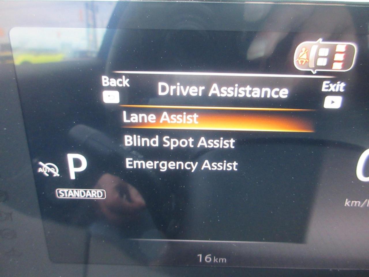 2026 Nissan Sentra SR Photo