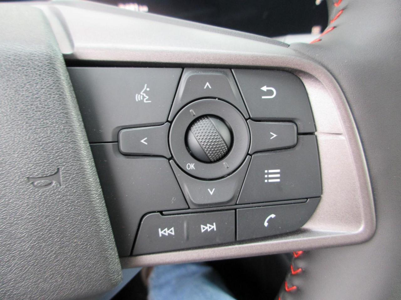 2026 Nissan Sentra SR Photo