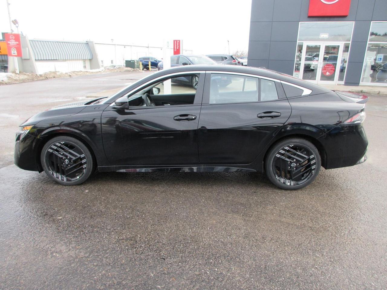 2026 Nissan Sentra SR Photo2