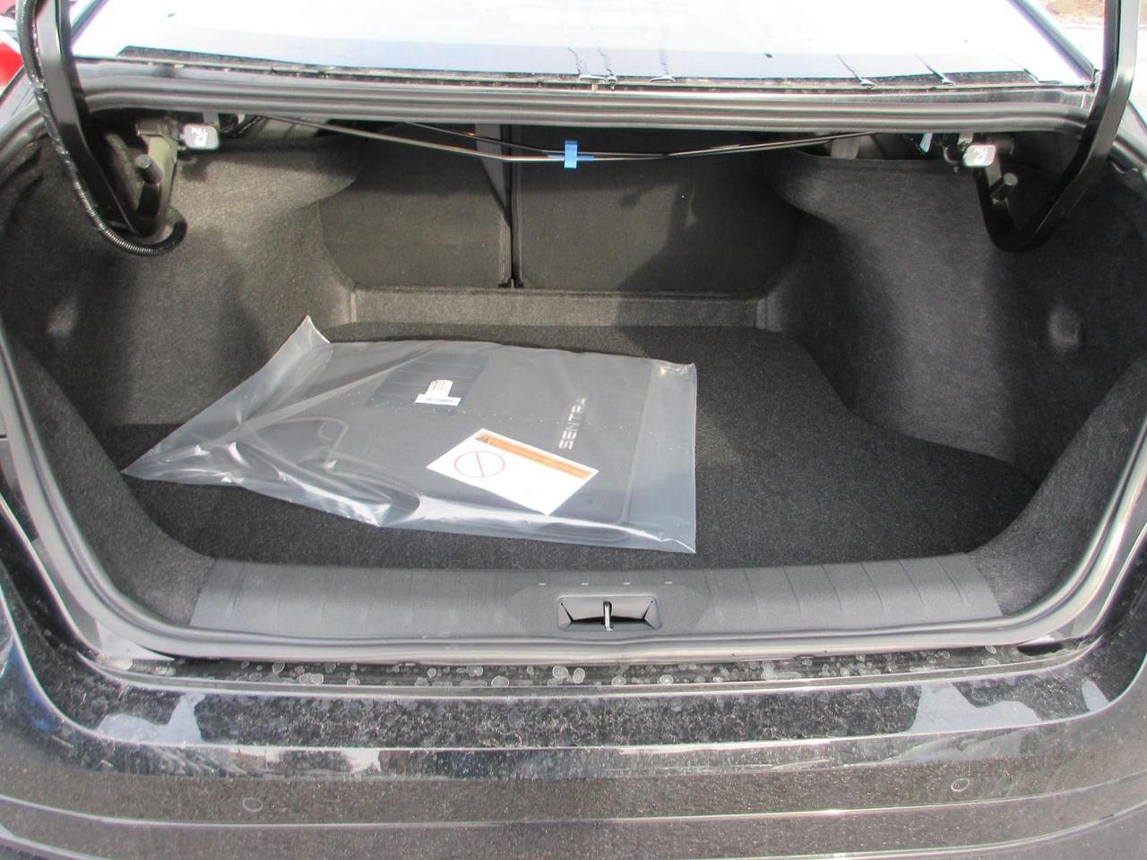 2026 Nissan Sentra SR Photo