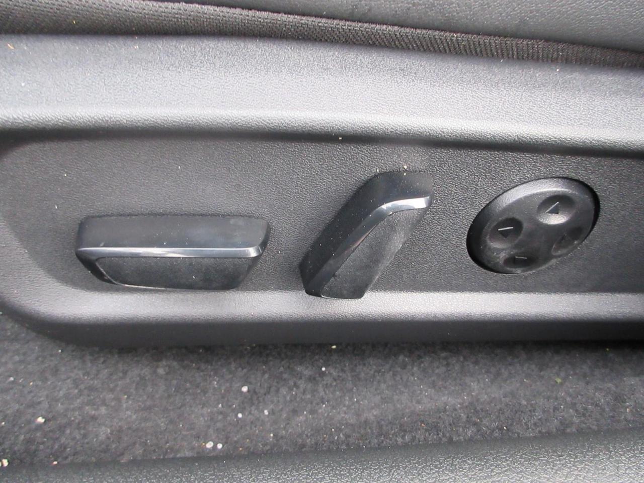 2026 Nissan Sentra SR Photo