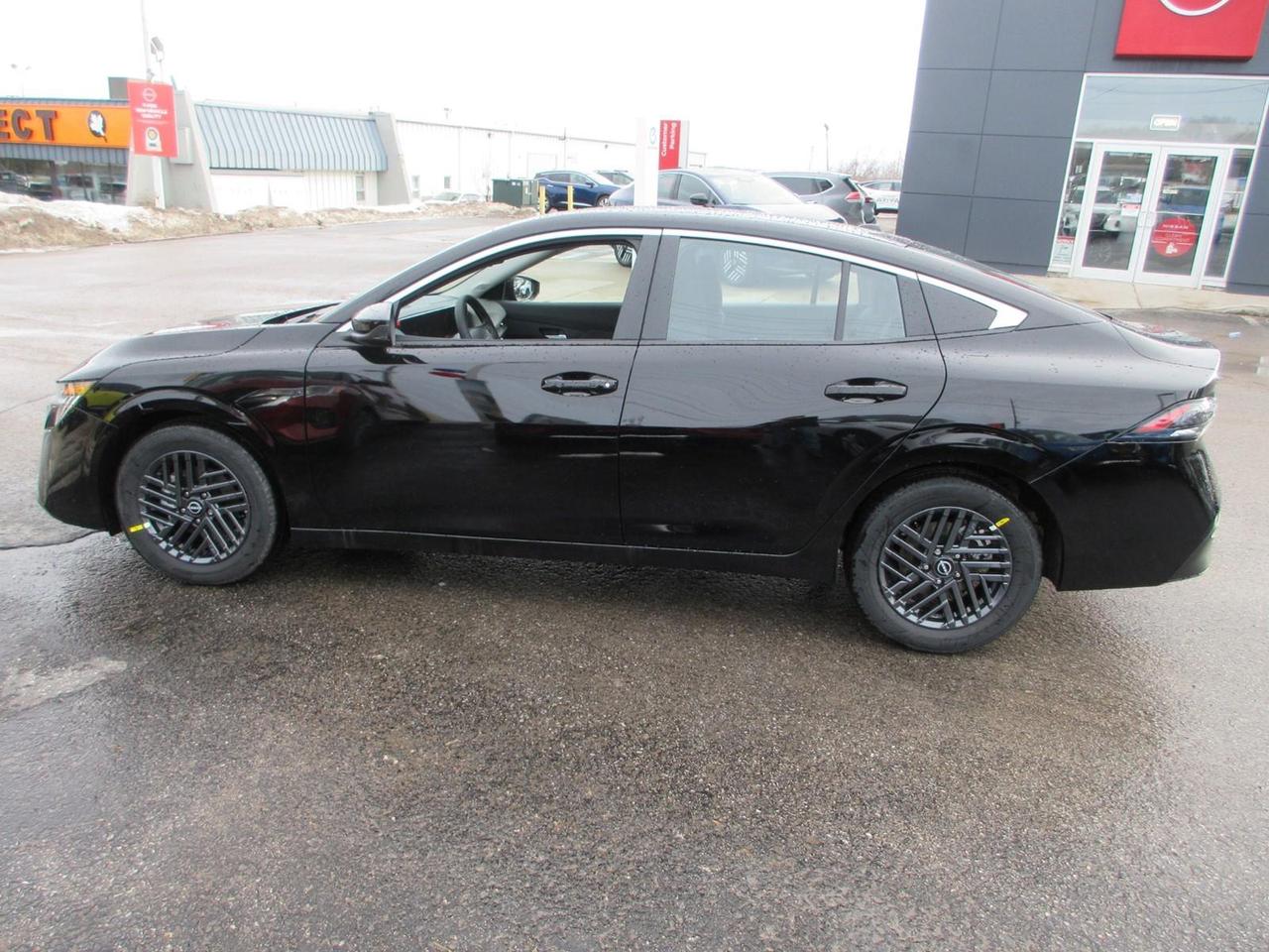 2026 Nissan Sentra SV Photo2