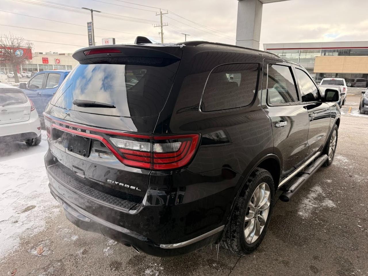 2021 Dodge Durango Citadel Photo3