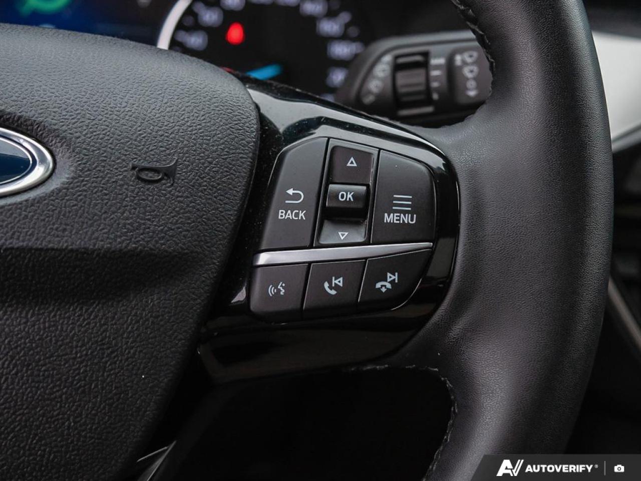 2022 Ford Escape SE Hybrid Photo