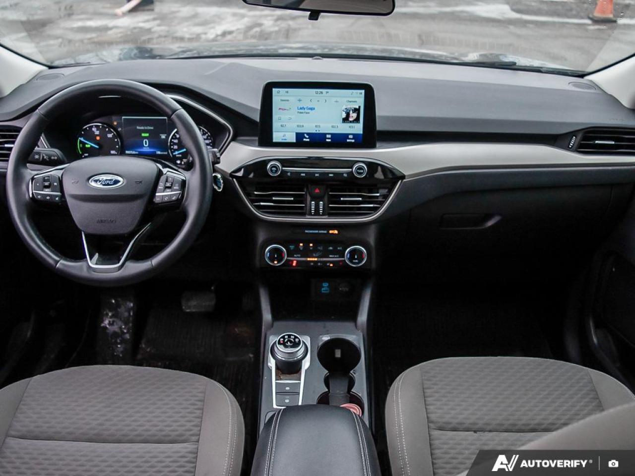 2022 Ford Escape SE Hybrid Photo
