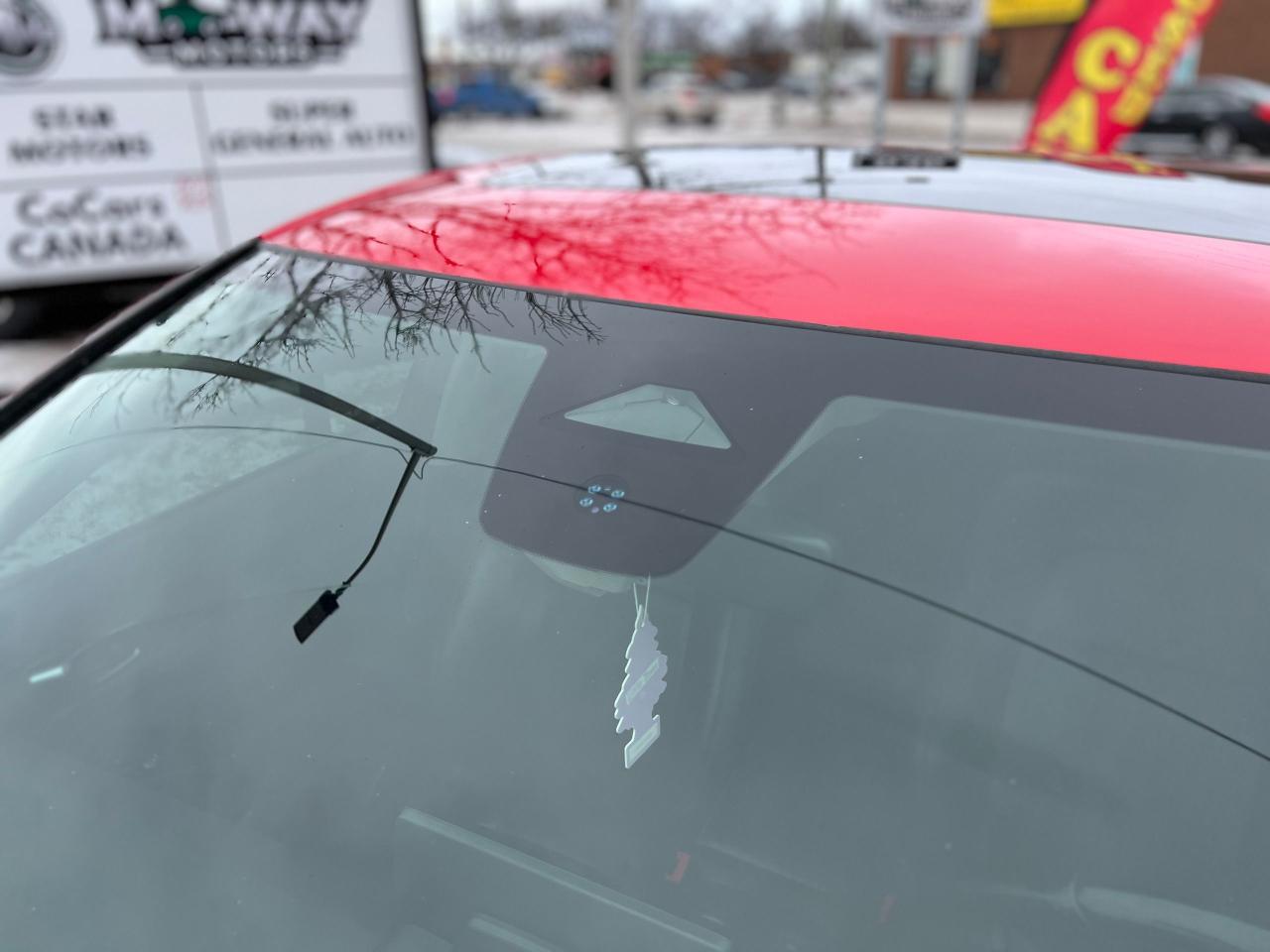 2022 Honda Civic Touring NO ACCIDENTS FULLY LOADED BLINDSPOT Photo