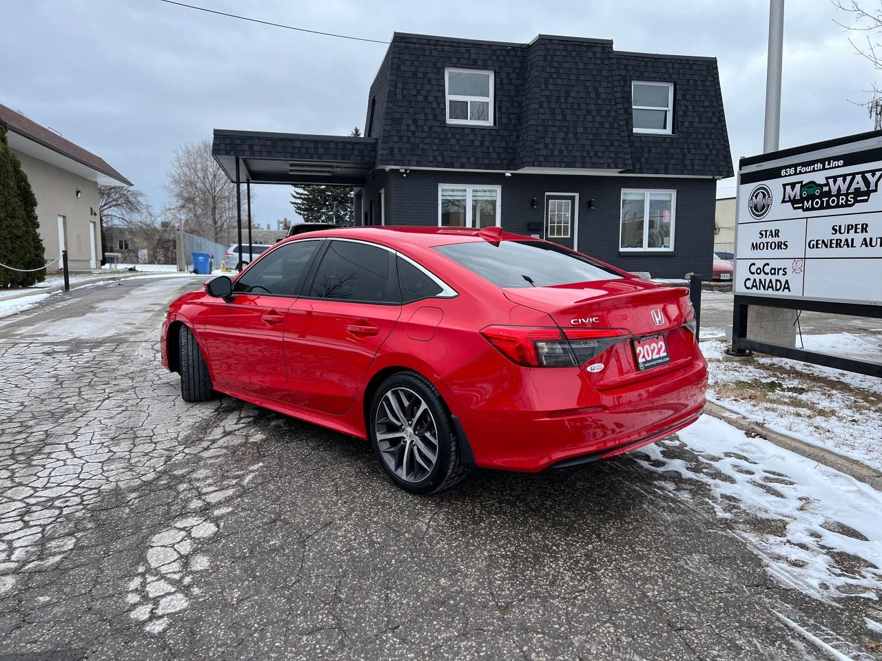 2022 Honda Civic Touring NO ACCIDENTS FULLY LOADED BLINDSPOT Photo