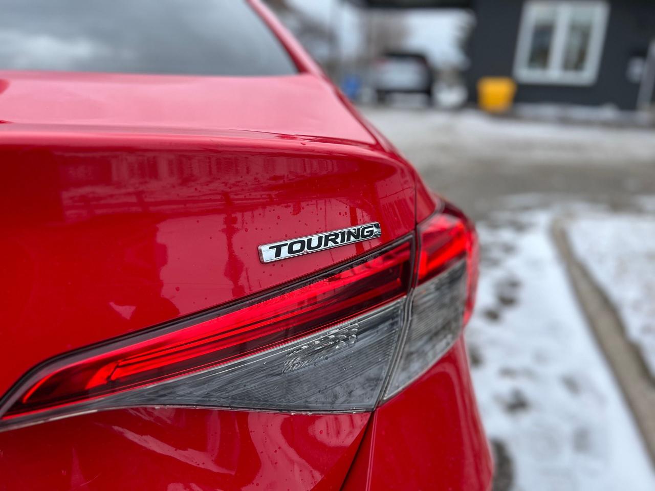 2022 Honda Civic Touring NO ACCIDENTS FULLY LOADED BLINDSPOT Photo