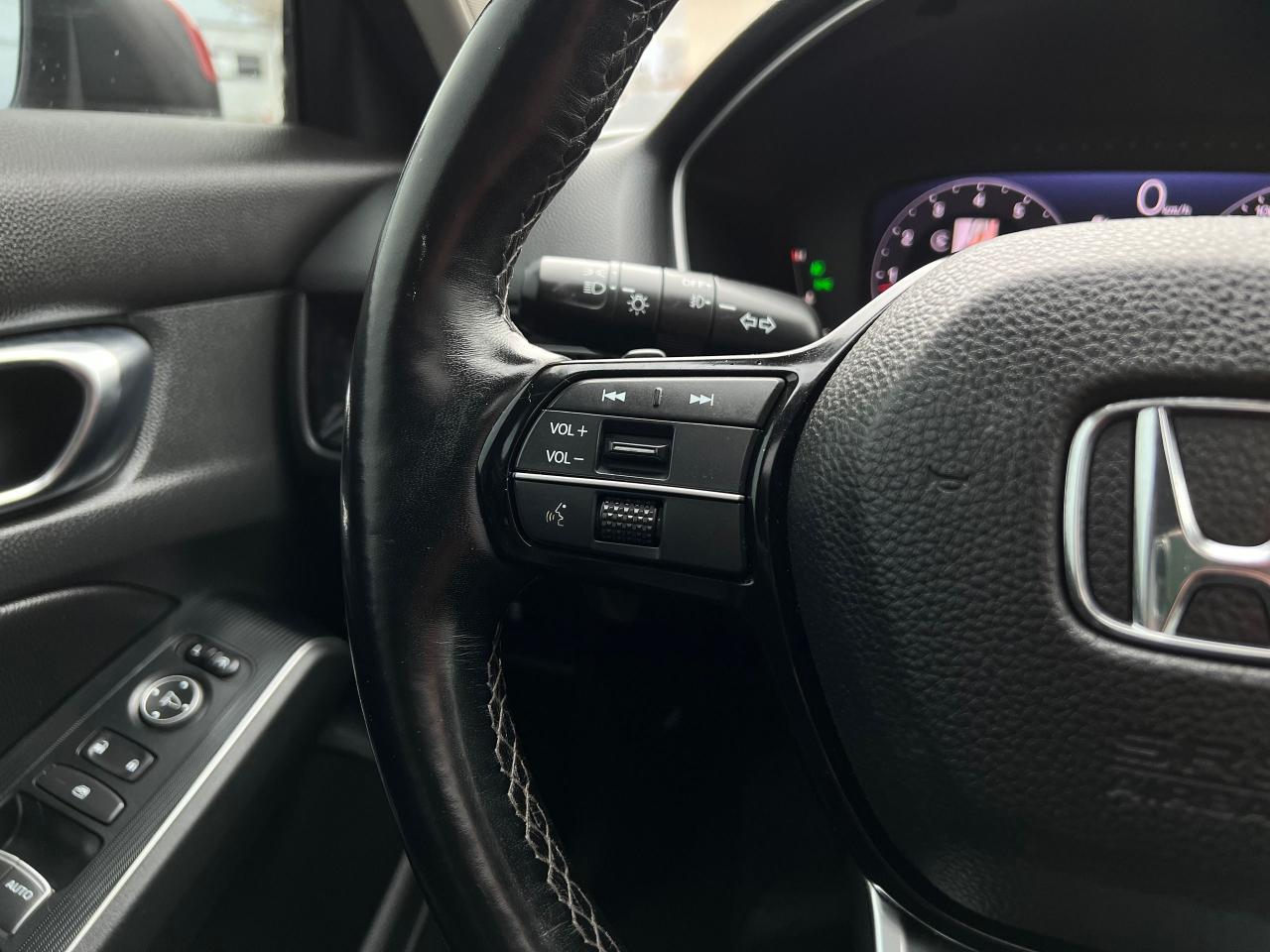 2022 Honda Civic Touring NO ACCIDENTS FULLY LOADED BLINDSPOT Photo