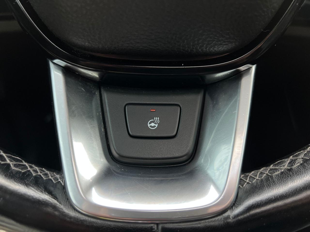 2022 Honda Civic Touring NO ACCIDENTS FULLY LOADED BLINDSPOT Photo