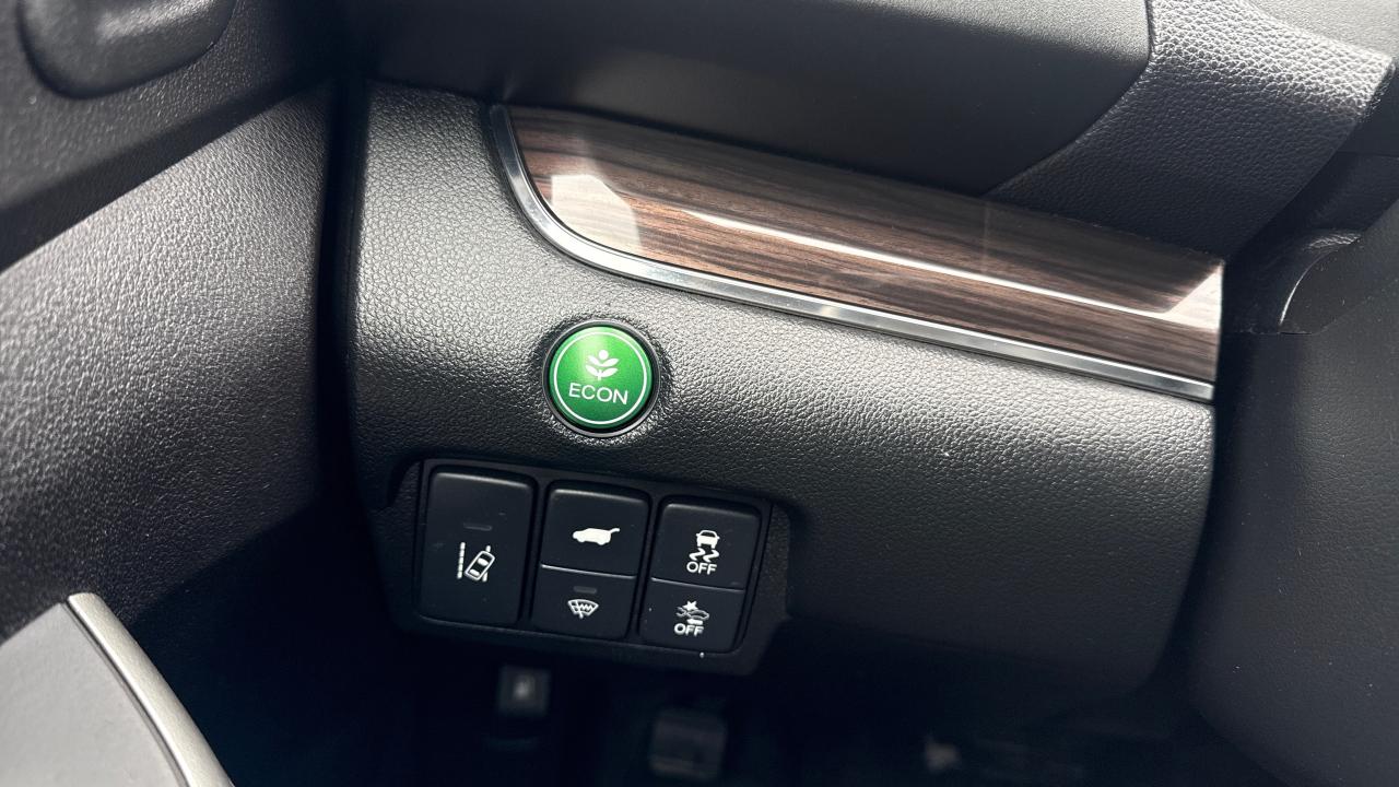 2015 Honda CR-V Touring Photo