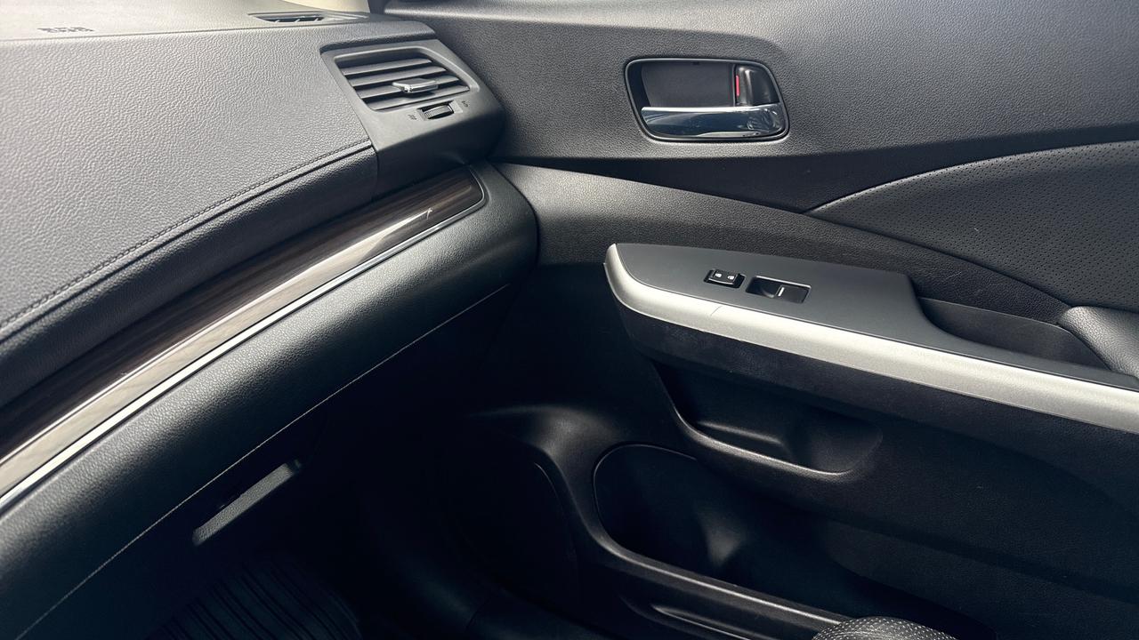 2015 Honda CR-V Touring Photo