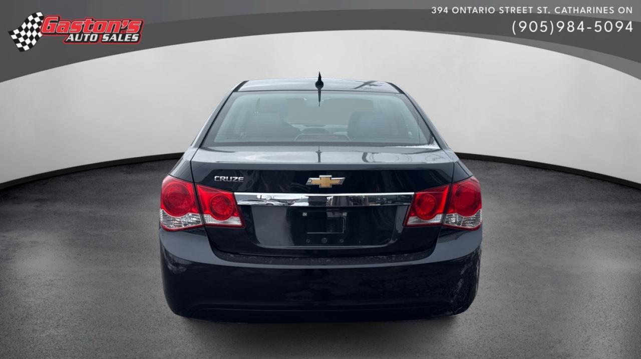 2013 Chevrolet Cruze LS Photo