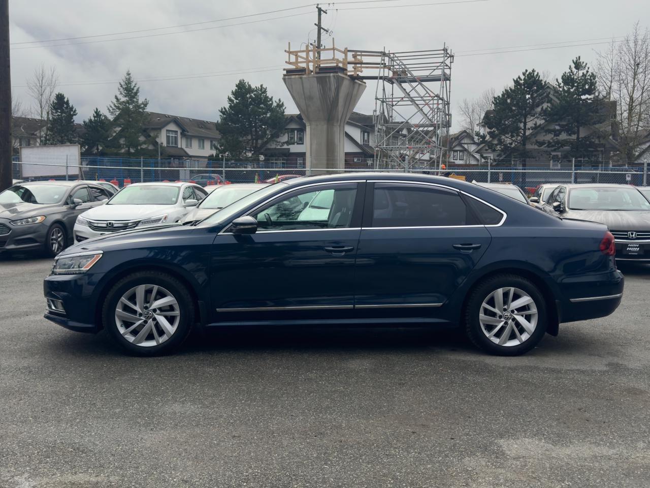 2018 Volkswagen Passat FINANCING AVAILABLE Photo8