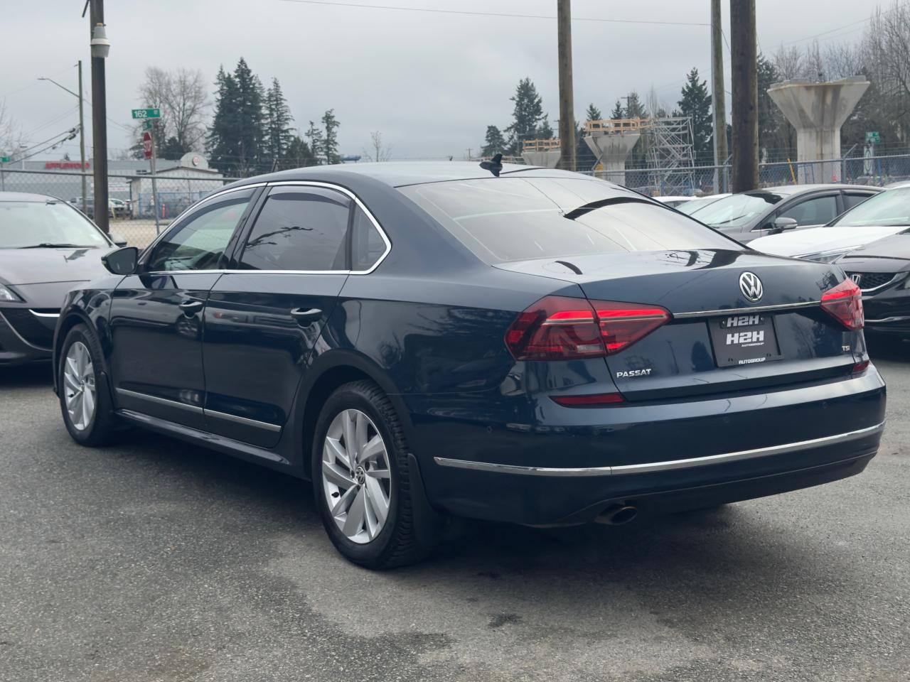 2018 Volkswagen Passat FINANCING AVAILABLE Photo7