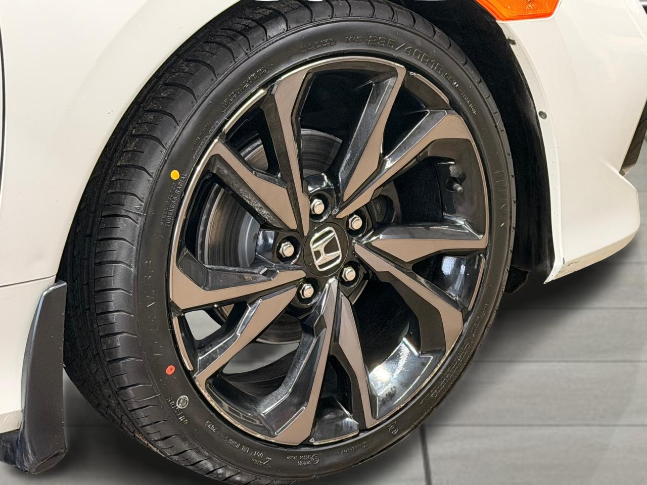 2019 Honda Civic Sport+Roof+Camera+Heated Seats+CLEAN CARFAX Photo