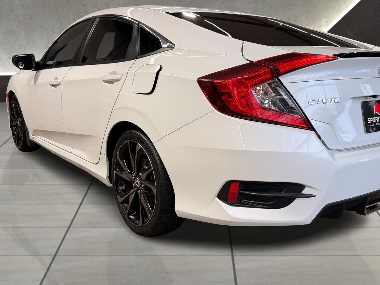 2019 Honda Civic Sport+Roof+Camera+Heated Seats+CLEAN CARFAX Photo