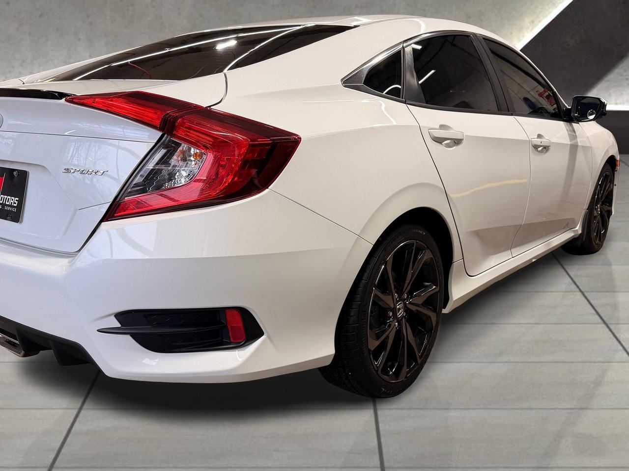 2019 Honda Civic Sport+Roof+Camera+Heated Seats+CLEAN CARFAX Photo