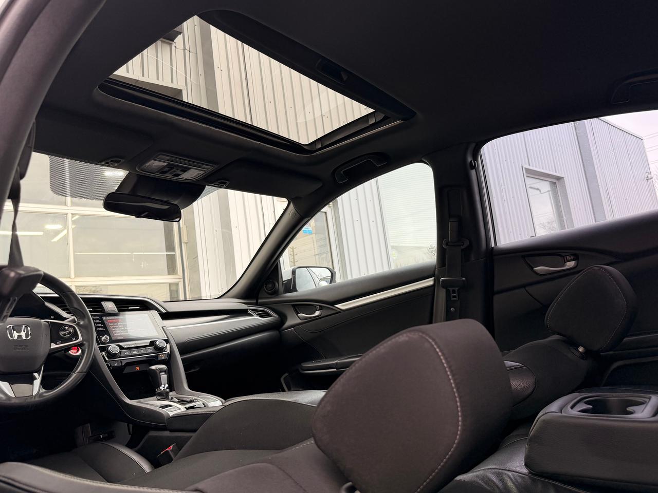 2019 Honda Civic Sport+Roof+Camera+Heated Seats+CLEAN CARFAX Photo