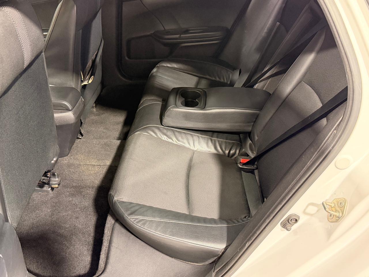 2019 Honda Civic Sport+Roof+Camera+Heated Seats+CLEAN CARFAX Photo