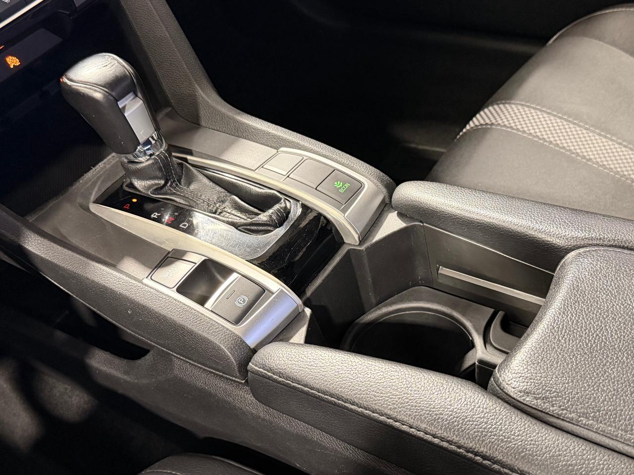 2019 Honda Civic Sport+Roof+Camera+Heated Seats+CLEAN CARFAX Photo37