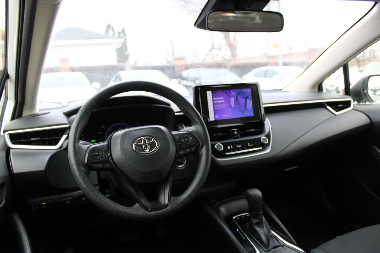 2023 Toyota Corolla Hybrid LE Photo