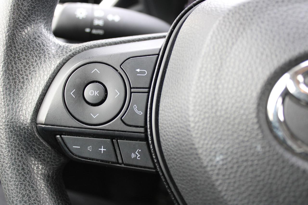 2023 Toyota Corolla Hybrid LE Photo