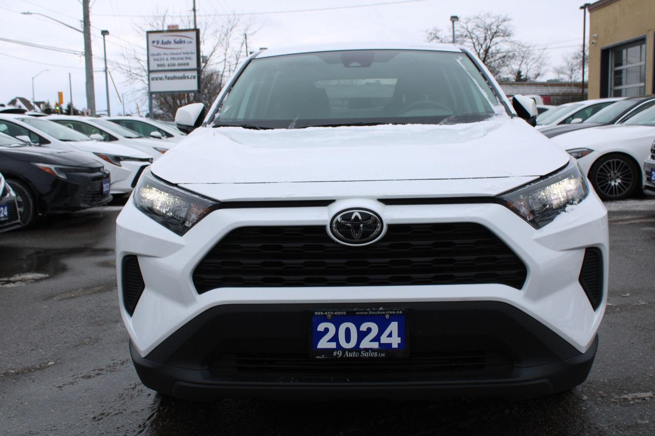2024 Toyota RAV4 LE Photo