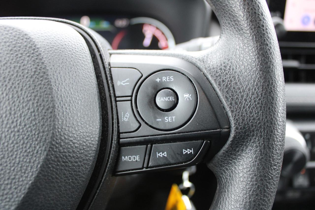 2024 Toyota RAV4 LE Photo