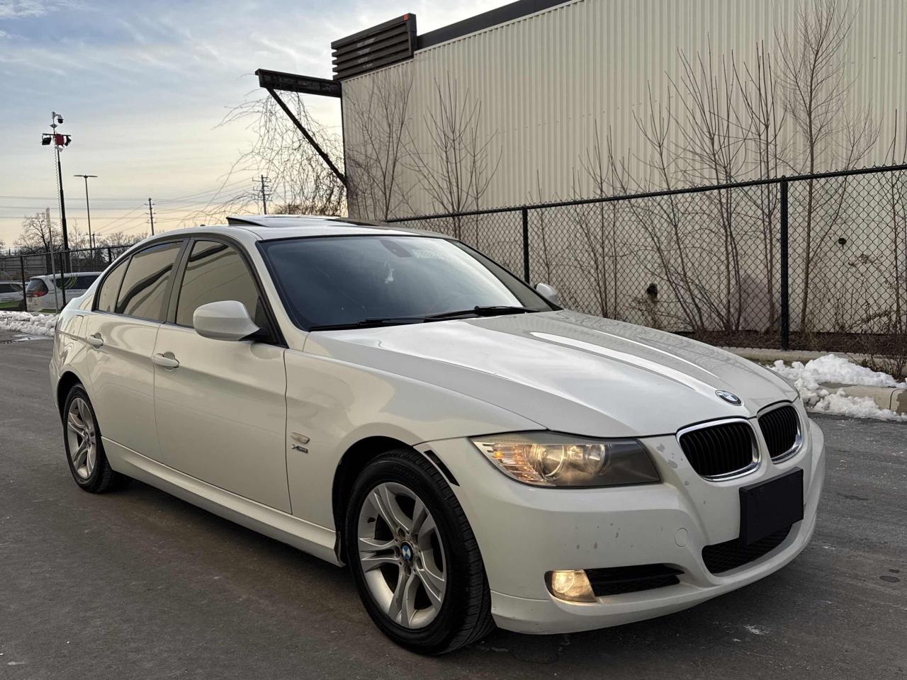 2011 BMW 3 Series 328i xDrive Photo