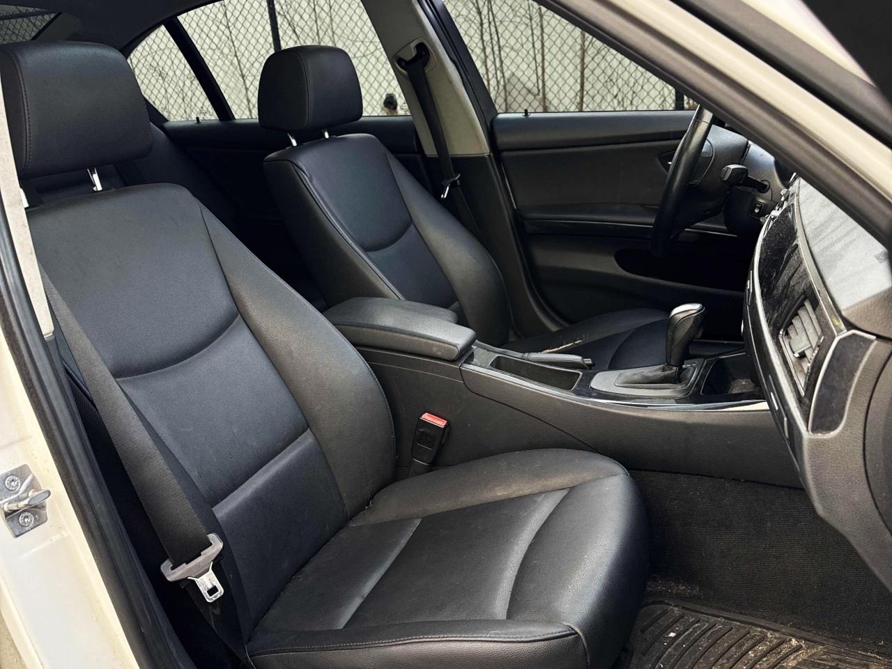 2011 BMW 3 Series 328i xDrive Photo