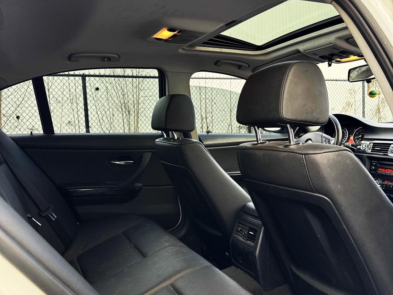 2011 BMW 3 Series 328i xDrive Photo