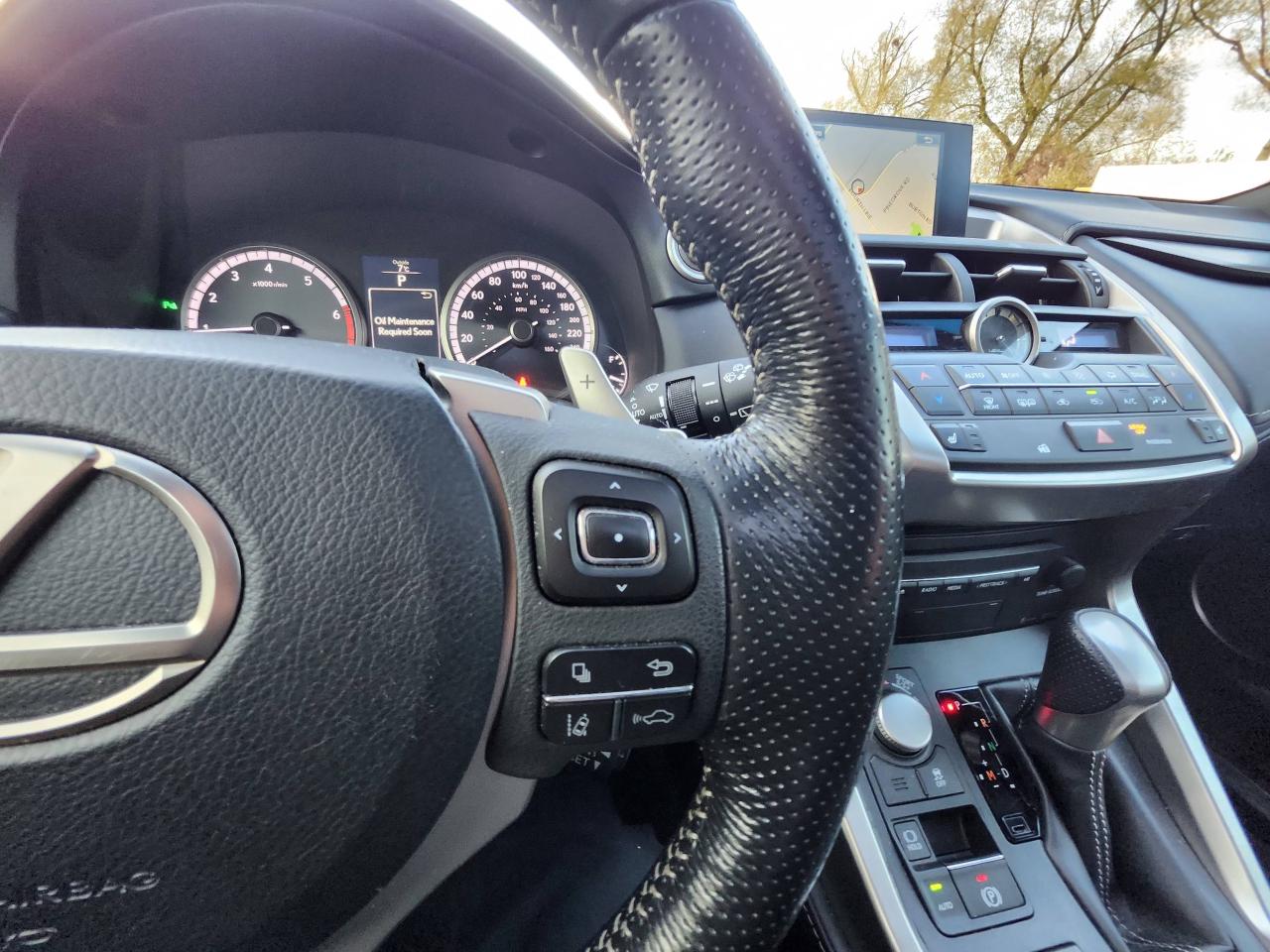 2017 Lexus NX 200t F-Sport, Navi, AWD 4dr Photo